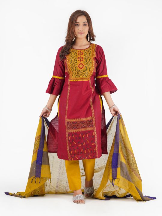 Embroidered Womens Kameez